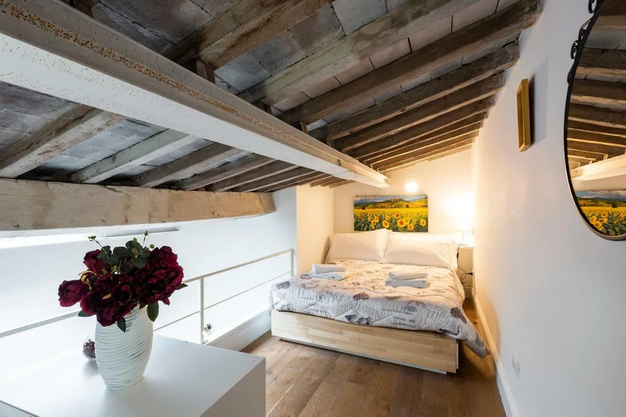 58 Via Guelfa Apartment Florence